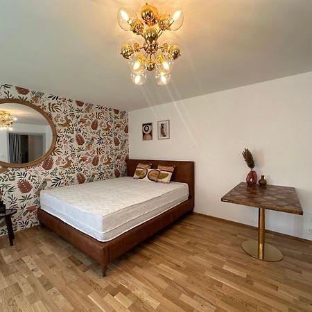 Cozy Central Apartment At A Special Price! Кранс Монтана Екстериор снимка