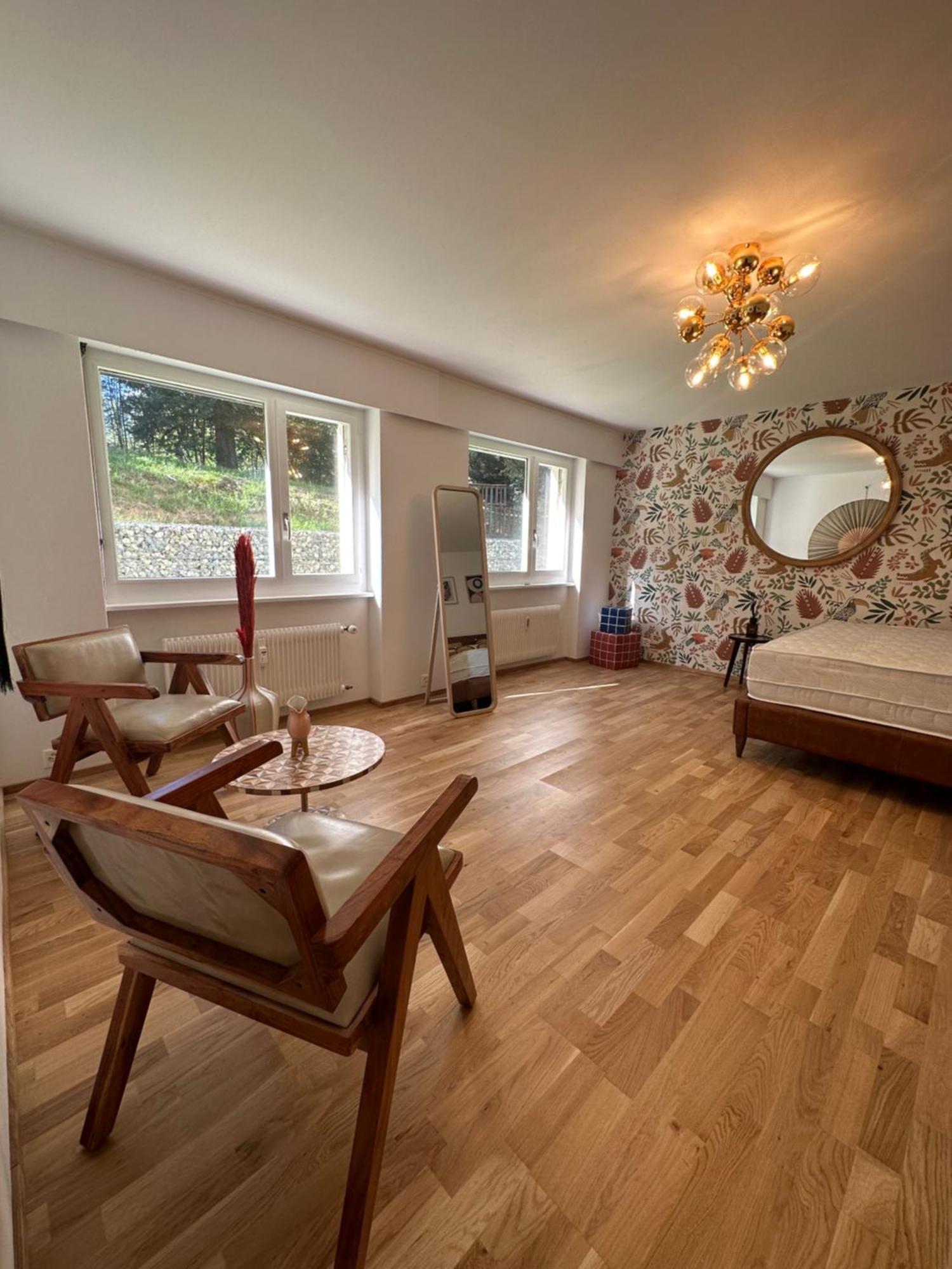 Cozy Central Apartment At A Special Price! Кранс Монтана Екстериор снимка