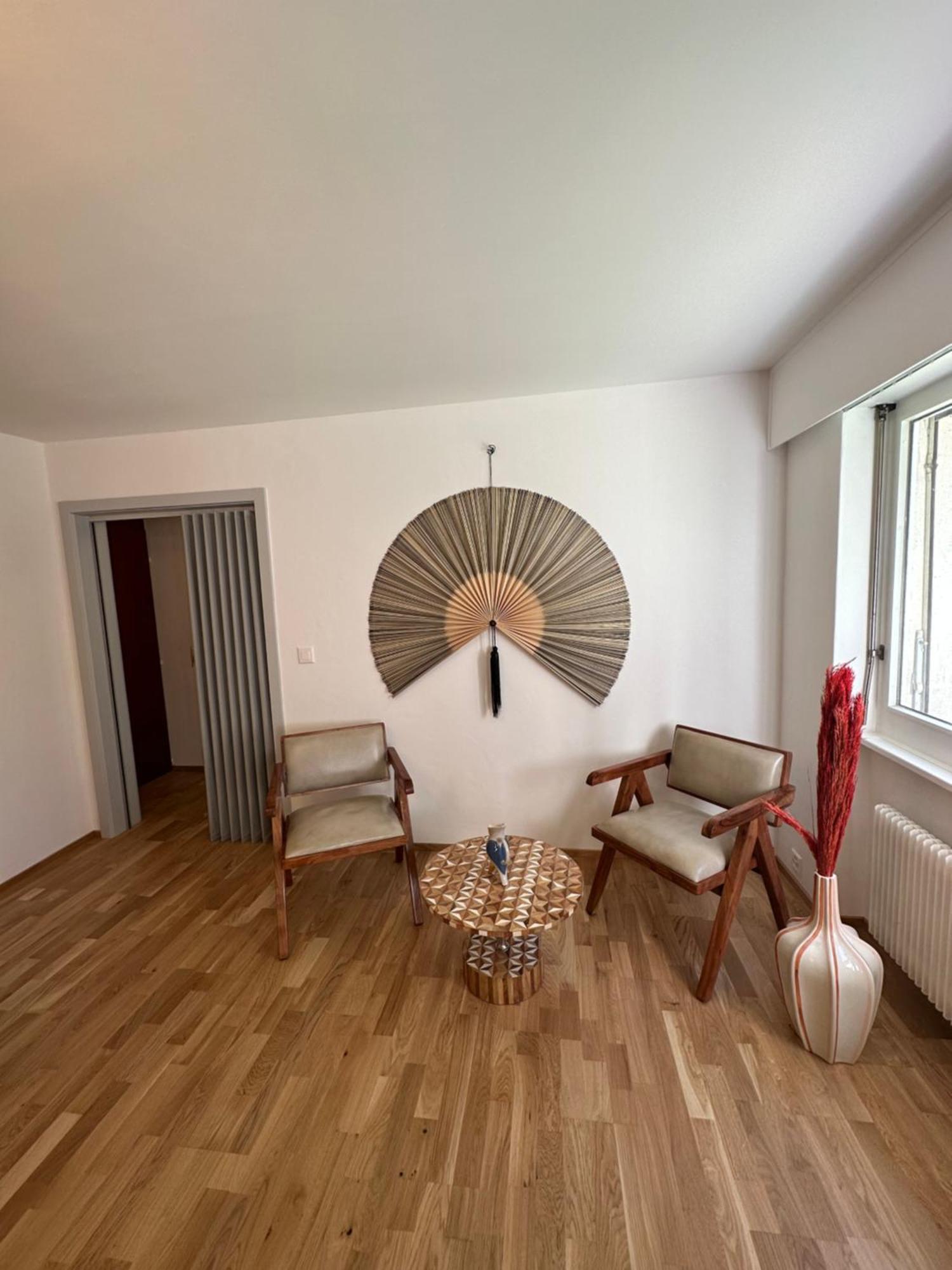 Cozy Central Apartment At A Special Price! Кранс Монтана Екстериор снимка